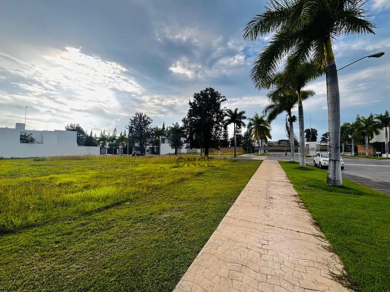 Terreno residencial en esquina en fraccionamiento privado al norte de la ciudad de Villa de Álvarez, Colima — foto 15 de 23